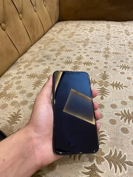 iPhone XS factory unlock best condition 64gb all genuine 1