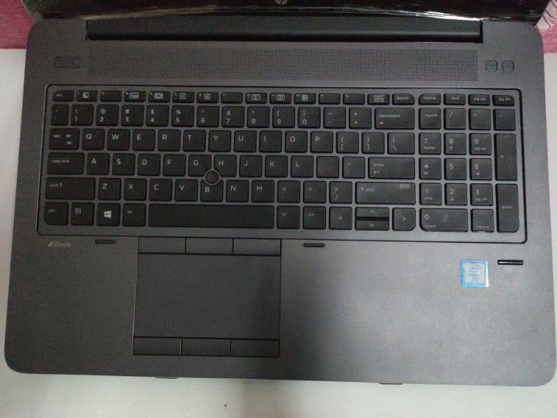 HP zbook 15 G3 core i7 6gen HQ processor 5