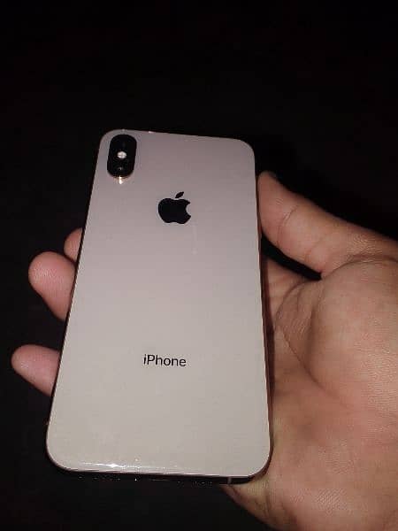 iphone xs memory (64) condition 10 by 10 ha 6