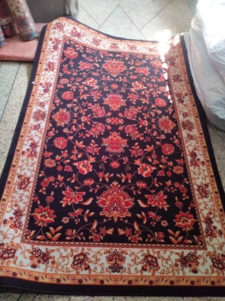 center rug in cheap rate 10