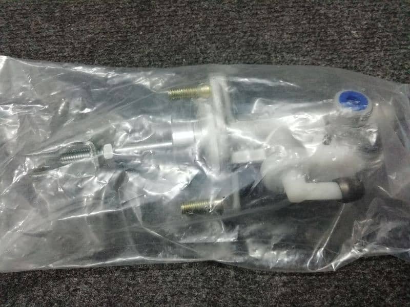 Mitsubishi lancer -#2004#2005#2006 Upper clutch cylinder new. 1