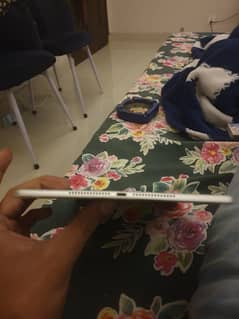 Apple I PAD air 2 For Sale