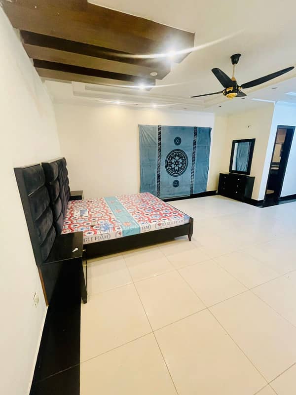 5 MARLA CORNER Marble FLOOR HOUSE FOR SALE IN JOHAR TOWN NEAR ALLAH HO CHOWK 2