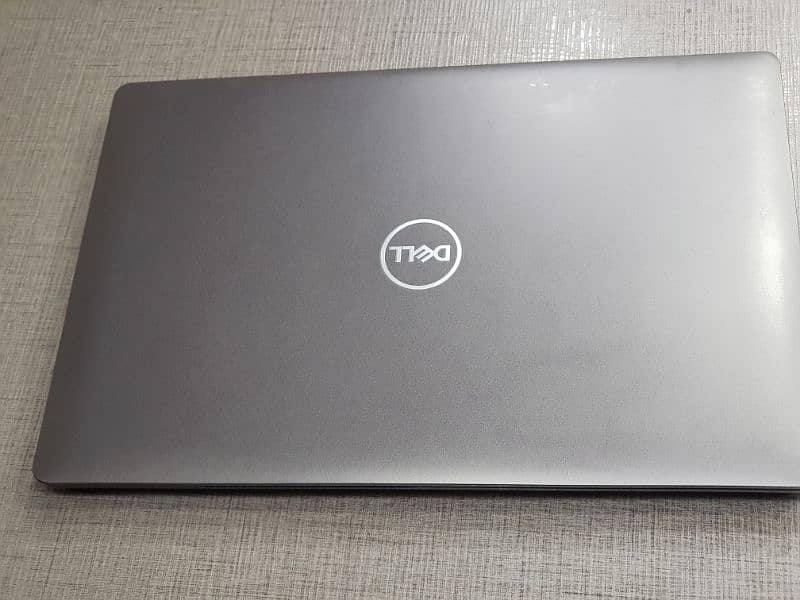 Dell Latitude 5500 (i7/8thGen) 9