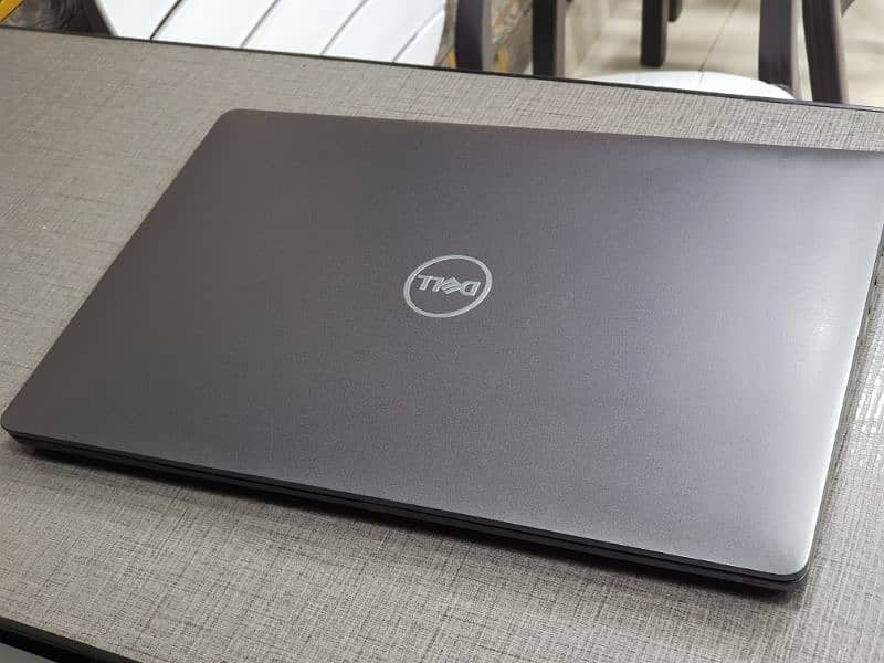 Dell Latitude 5500 (i7/8thGen) 13