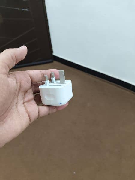 iPhone Original Charger adaptor 3