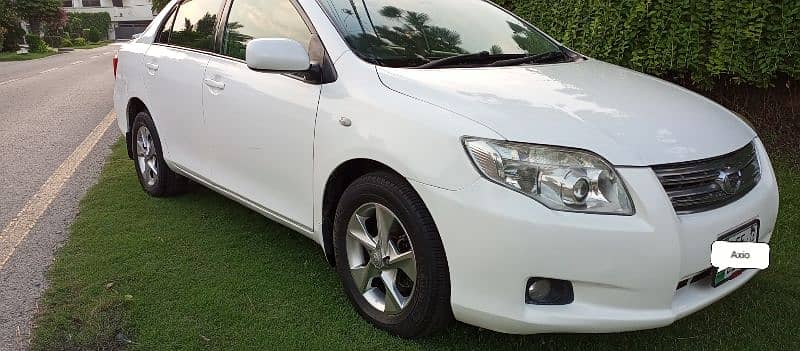 Toyota Corolla Axio 2013 0