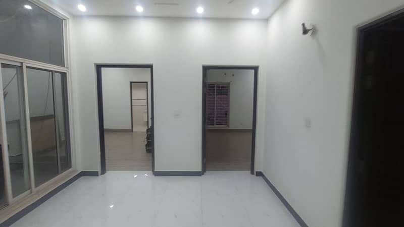 10 marla Full hous available for rent new type Pcsir society ph2 block A 5