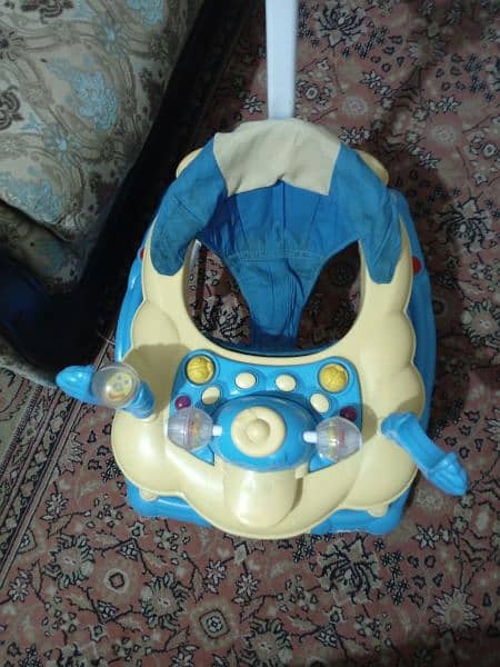 baby walker best condition 7