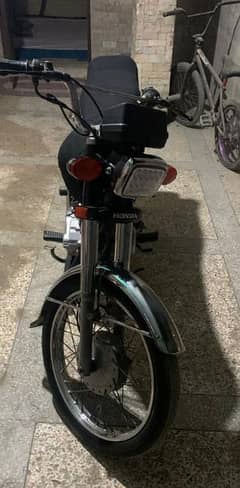 Honda cg125 2017 model