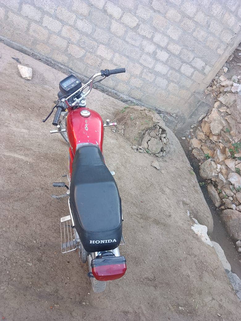 22 model united bike islamabad umber used bike 4