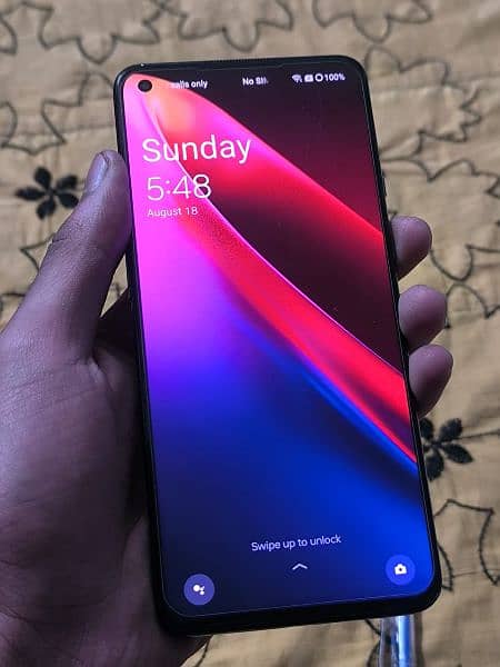 oneplus 9 5g . . . 9.75 conditon. . . best for gaming. . . . 8