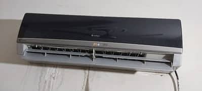 Gree 1.5 Ton Ac in very good condition for sale