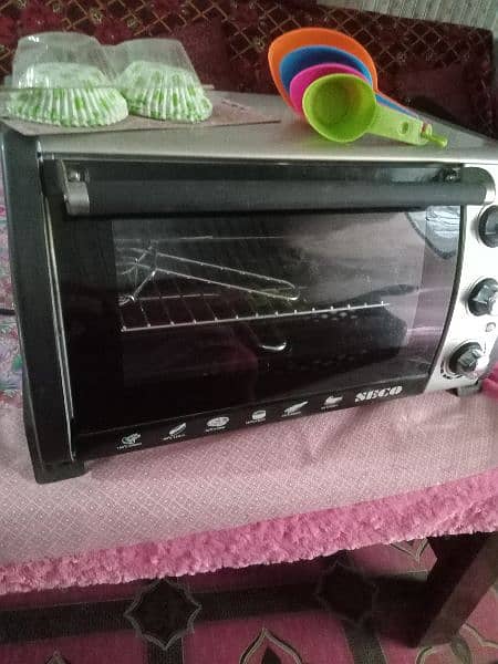 Electric microwave oven like new 0