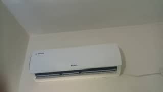 1.5 Ton Gree Airconditioner DC inverter hot and cool