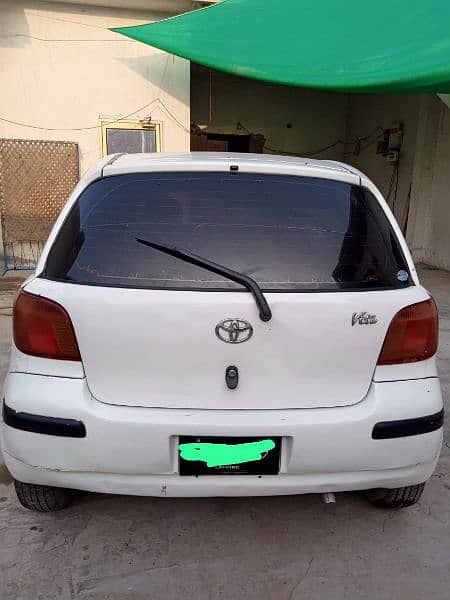 Toyota Vitz 2002 13