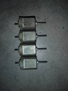 4 pieces of dc double shaft motors