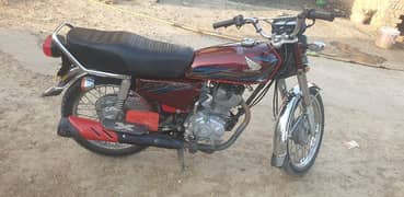 honda 125 . . . . 2018 model . . . . . . reasonable price