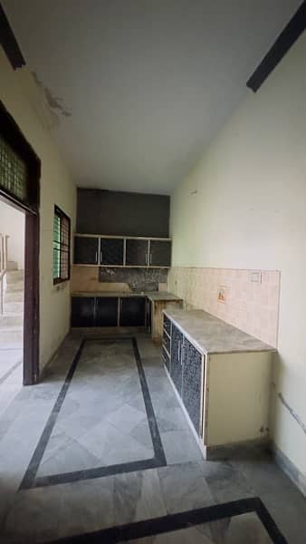 10 Marla Double story Seprate NEAT House For rent 0323.4432274 6