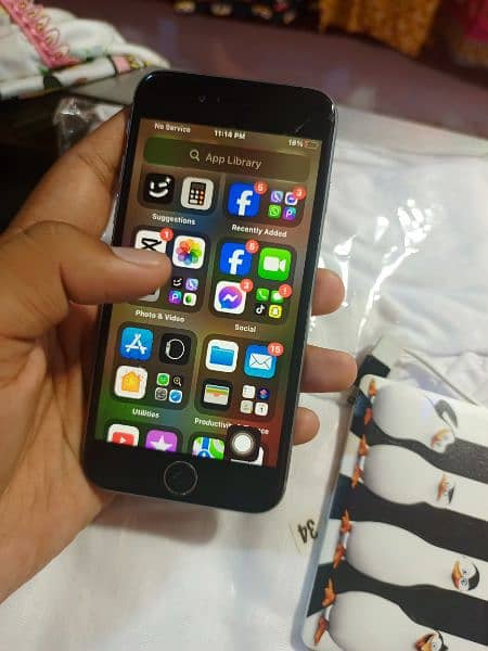 Apple iphone6s 32gb with power bank for sale 1