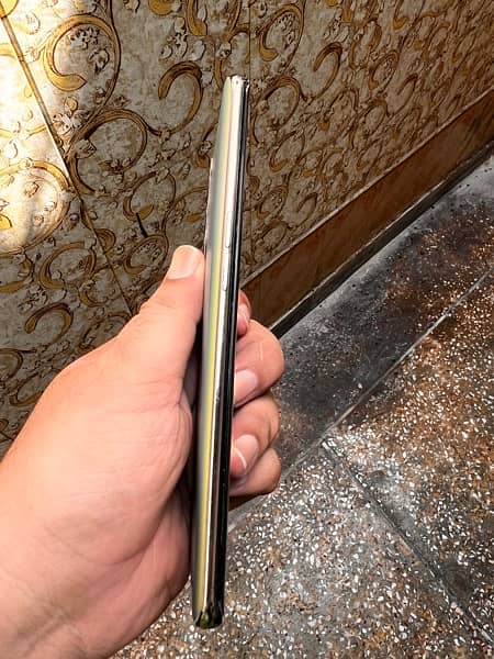 oppo reno 5 pro flag ship device 12/256 gb awsome mobile in edge shape 5