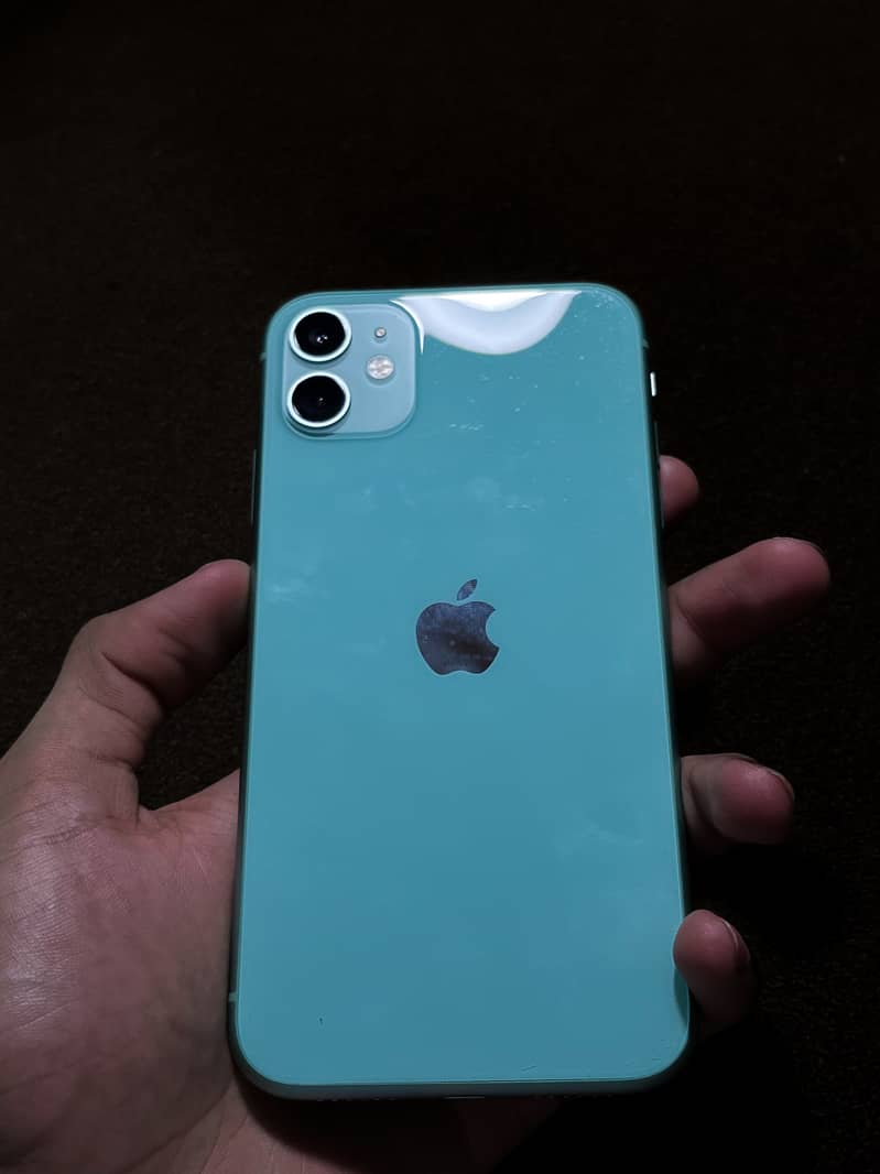 Iphone 11-FACTORY UNLOCK  (LUSH CONDITION) 2