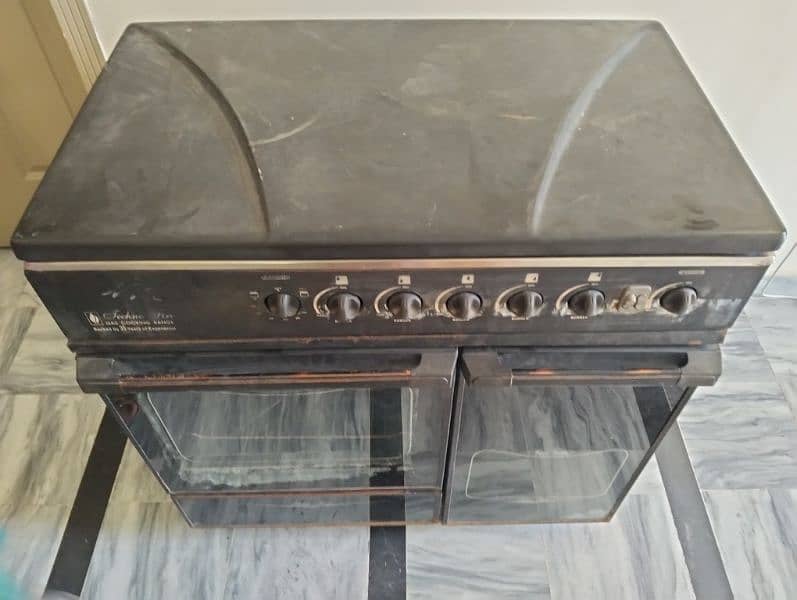 Selling Old Corona Stove 5