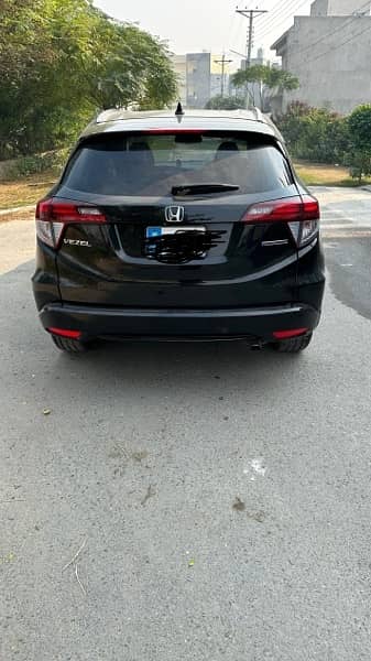 Honda Vezel 2017 3