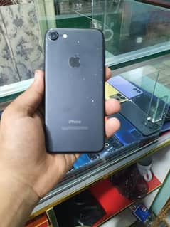 IPhone 7 nonpta factory unblocked 32gb