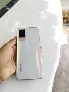 Vivo v21