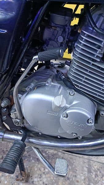 Suzuki Gs150 Se brand new condition nut to nut genuine 11500km only ru 11