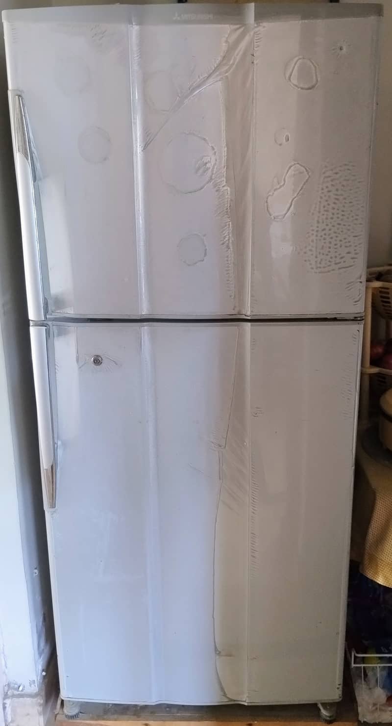 Mitsubishi Fridge - Non frost 0