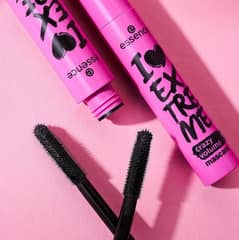 Waterproof Volumizing Mascara