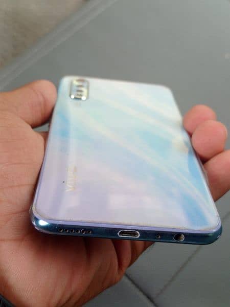 VIVO S1 2