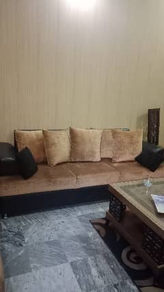 Urgently selling sofa set