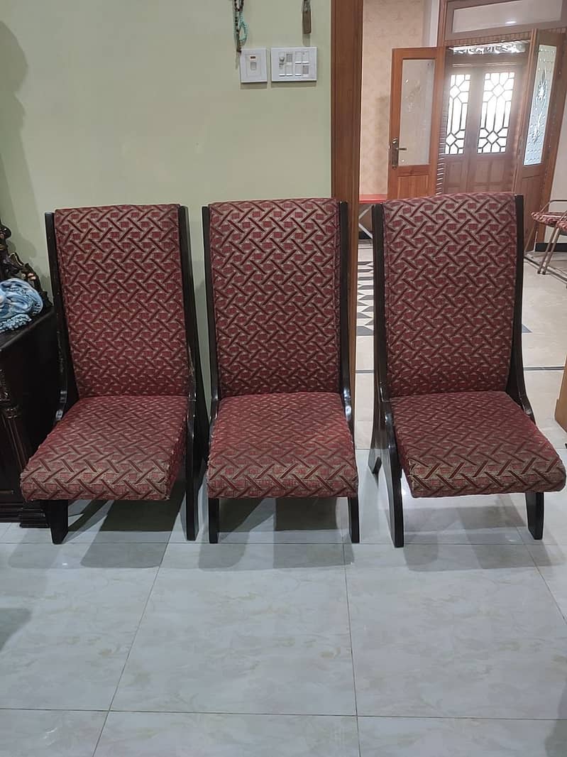 Dewan sofa and chairs 2