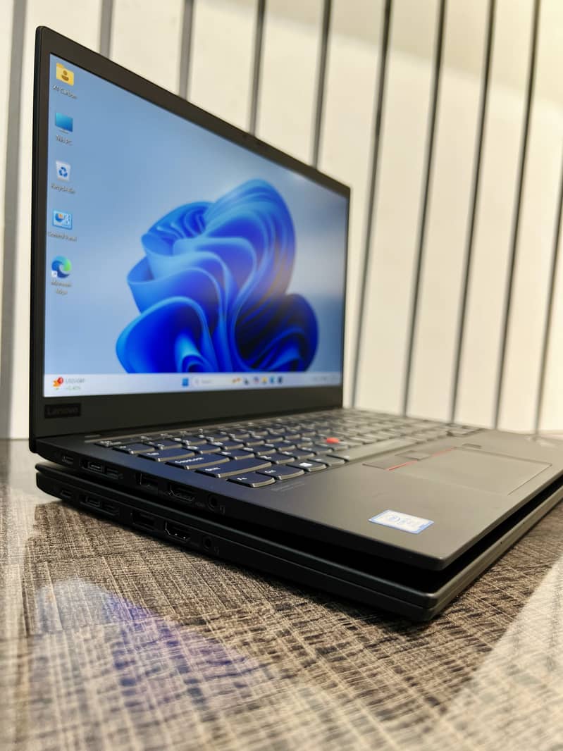 Lenovo X1 Carbon I5 8th Gen | 16 GB Ram | laptop 3