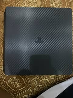 ps4 slim 1tb 10/10 condition carbon fibre