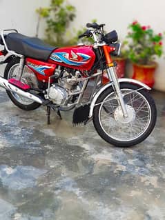 Honda 125 2023-24 Motorcycle for Sale - Excellent Condition! 0