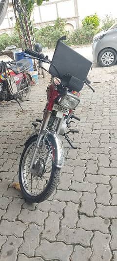 United 70cc bike Excellent condition