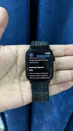 Apple Watch Series 7 45mm 97% Battery Health