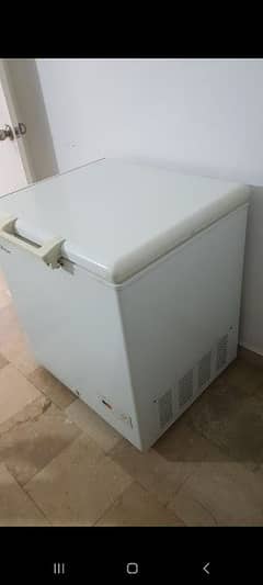 HAIER DEEP FREEZER WHITE COLOR