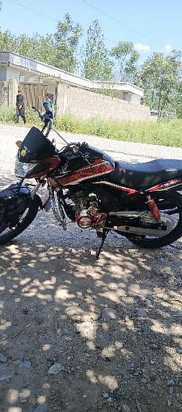 Honda cb125f Lush condition 2