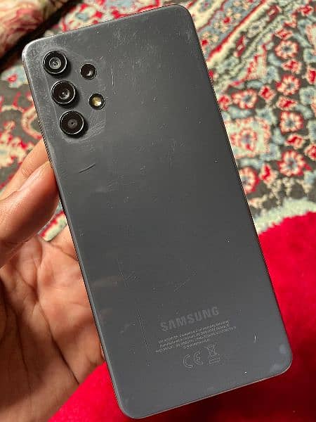 Samsung Galaxy A32 0