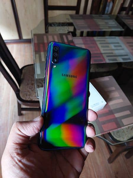 samsung Galaxy A50 128 GB 4 GB RAM 5