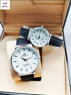 Circle Analoge Couple Watches 0