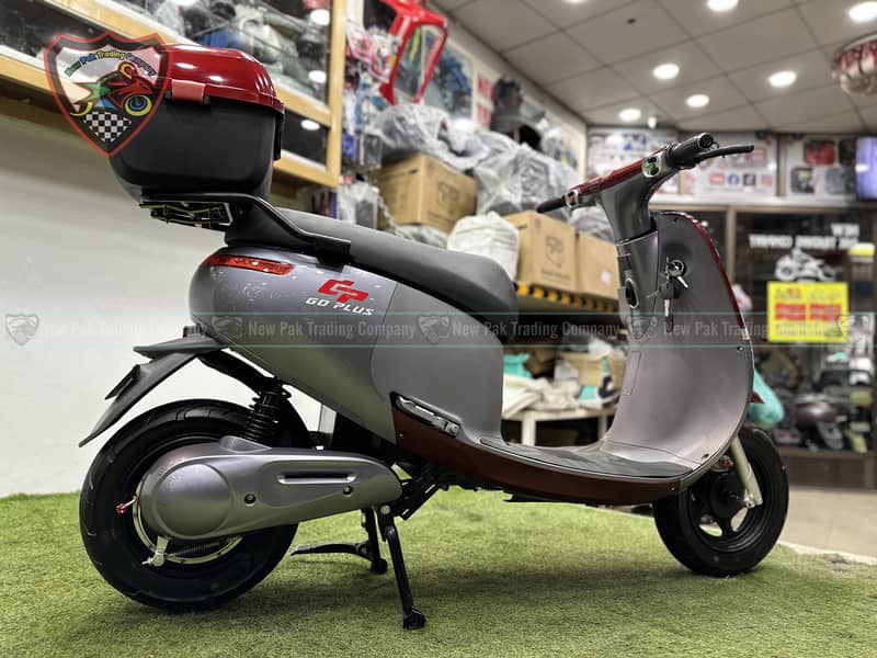 Powerful EV SCOOTY Desir GO PLUS 2024 4