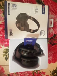 R-1500 Headphone