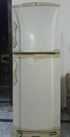 Pel refrigerator model (PC- 2500 JF)