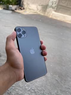 IPHONE 11 PRO MAX • 256 • NON PTA